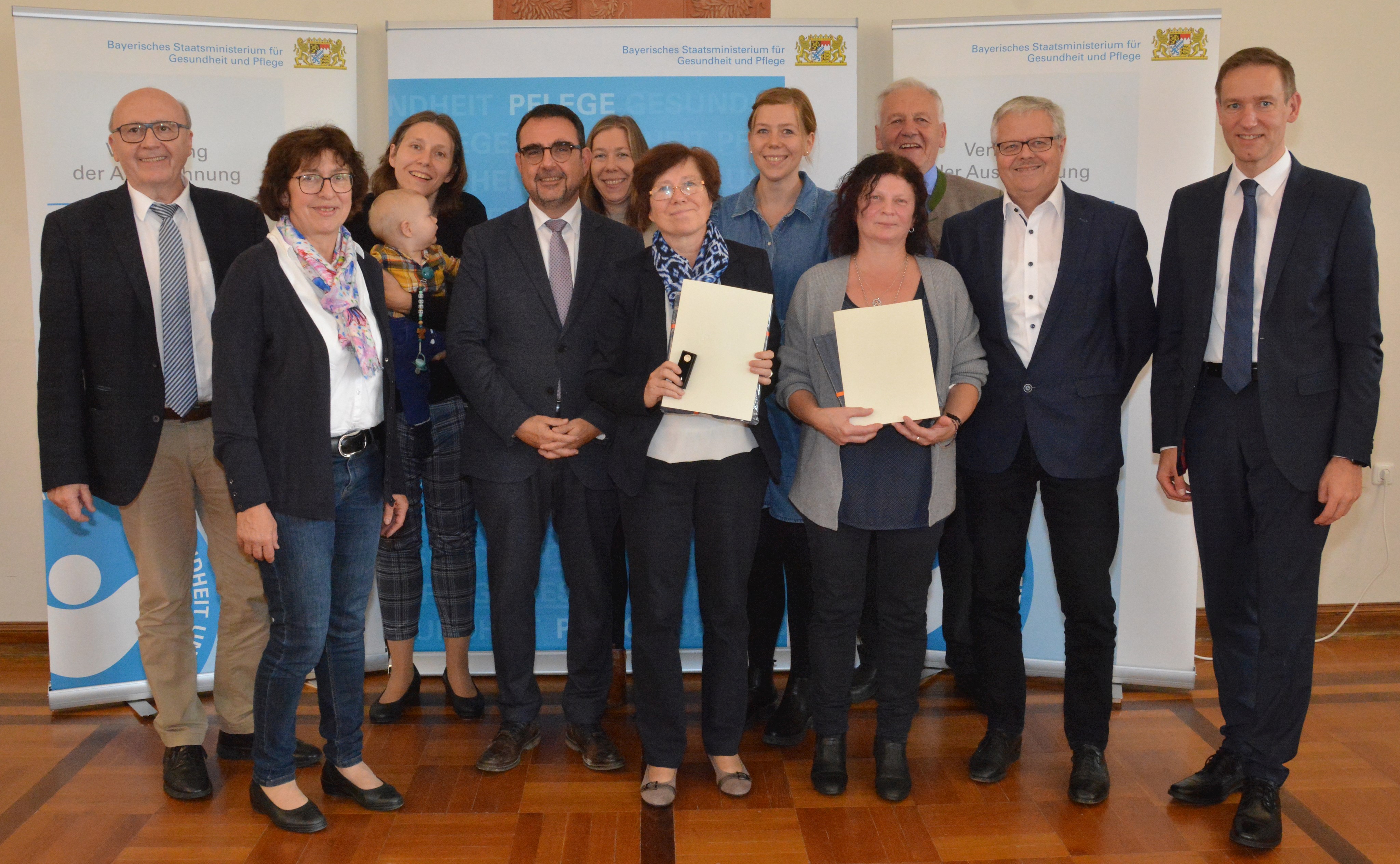 Verleihung der Auszeichnung Weisser Engel an zwei Bürgerinnen aus dem Landkreis Kelheim