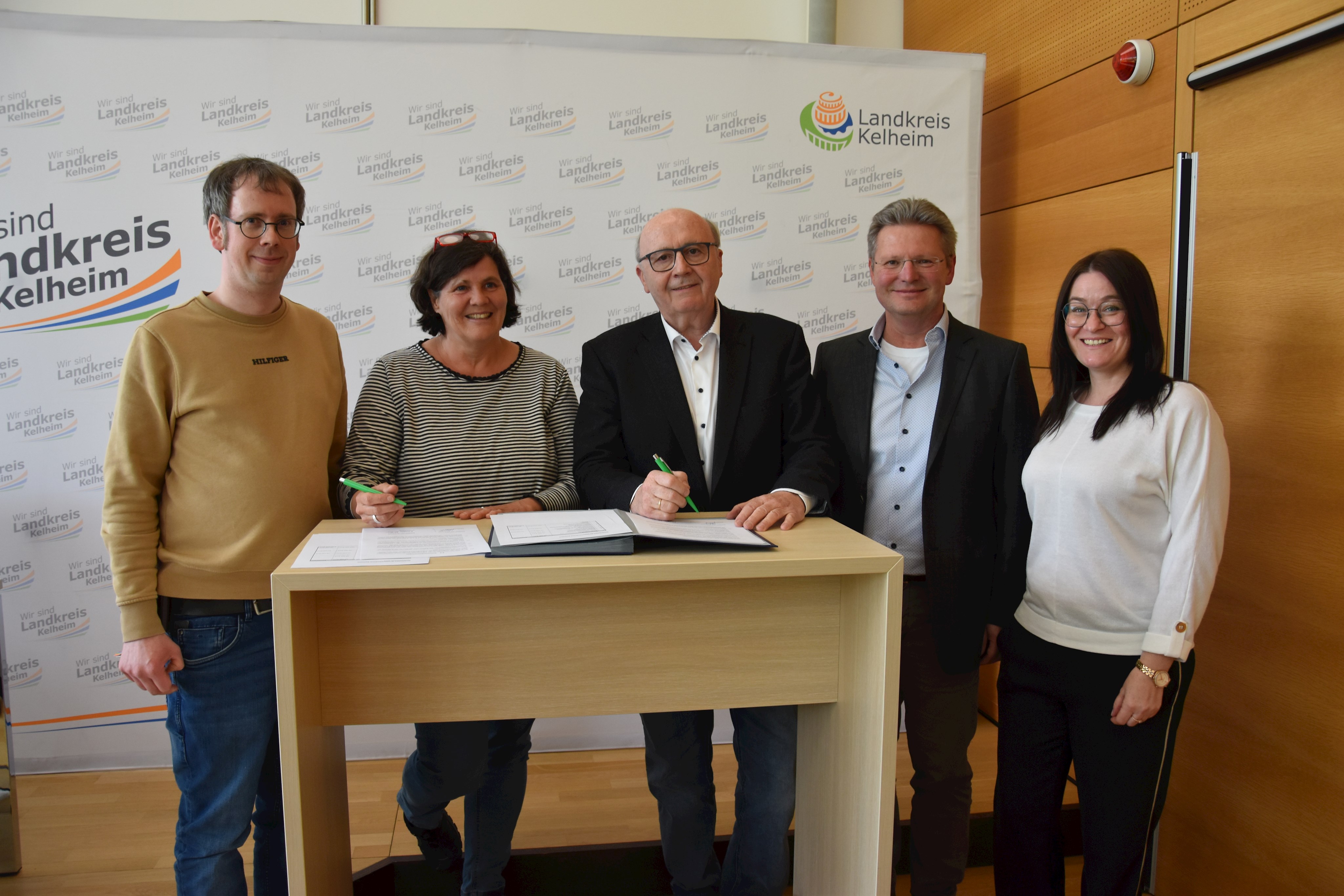 Kreisjugendring und Landkreis Kelheim unterzeichnen Grundlagenvertrag